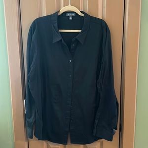 Basic black long sleeve button down shirt.  Size 3X